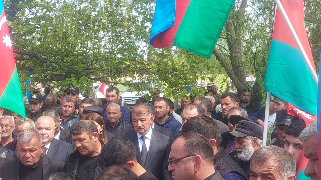 Şəhid Münasib Mehdiyevin nəşinin qalıqları dəfn edildi - FOTOLAR (YENİLƏNİB)
